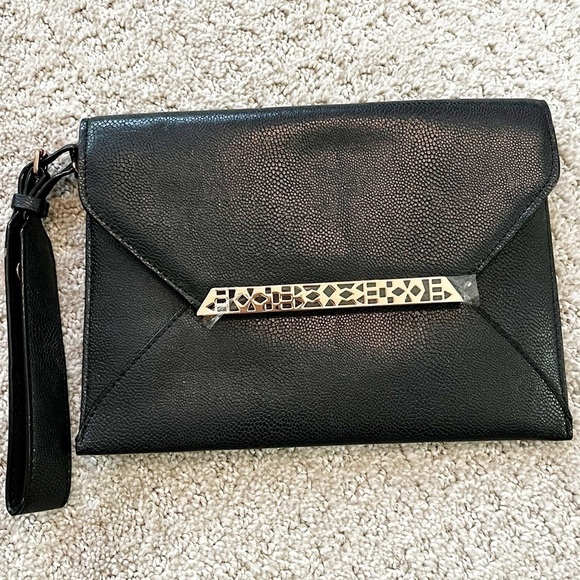 Stella & Dot Midnight Black Avalon Bracelet Wristlet Clutch Rose Gold Metal NEW - Picture 1 of 9